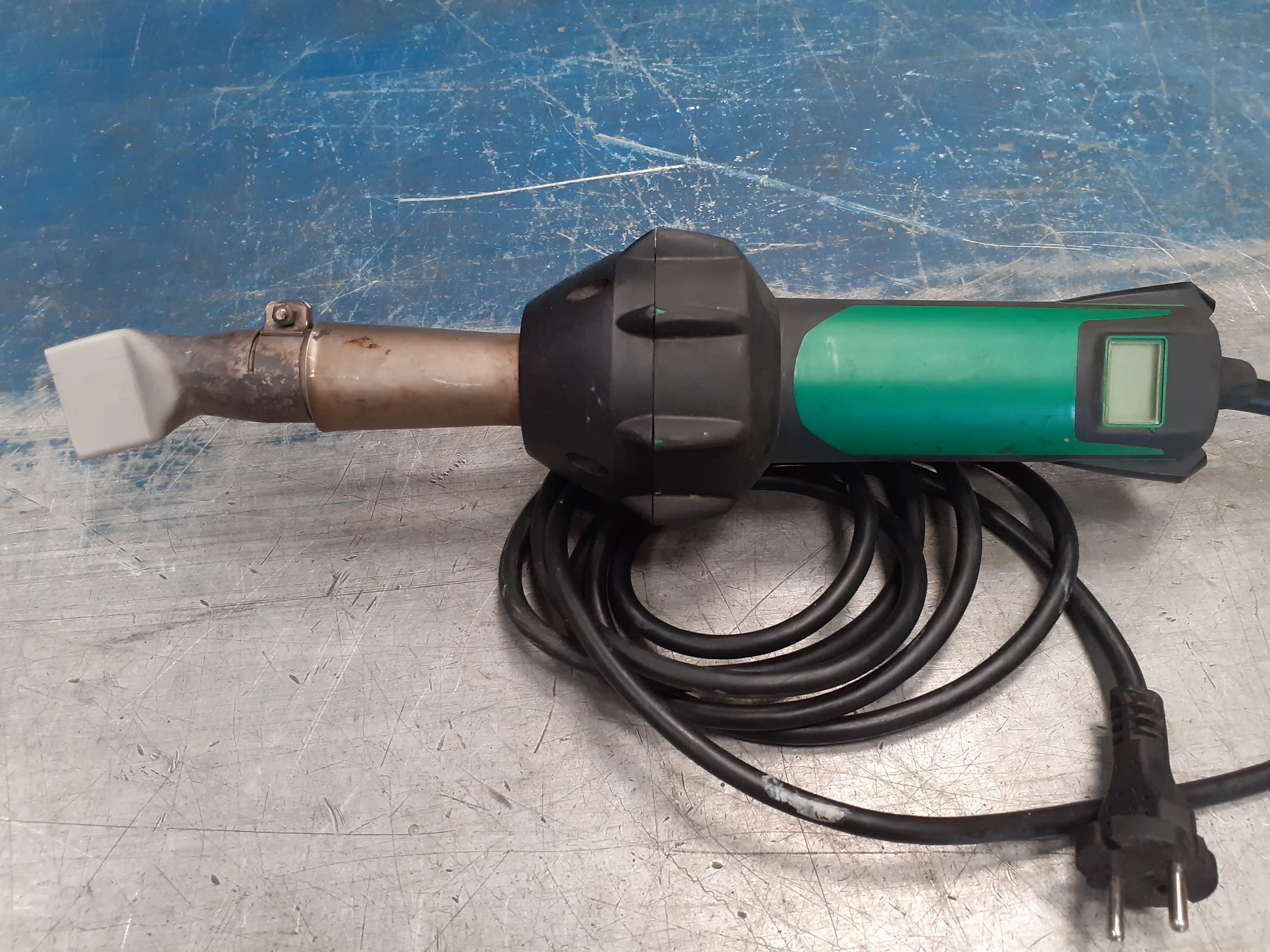 Triac at Triac at-membrane