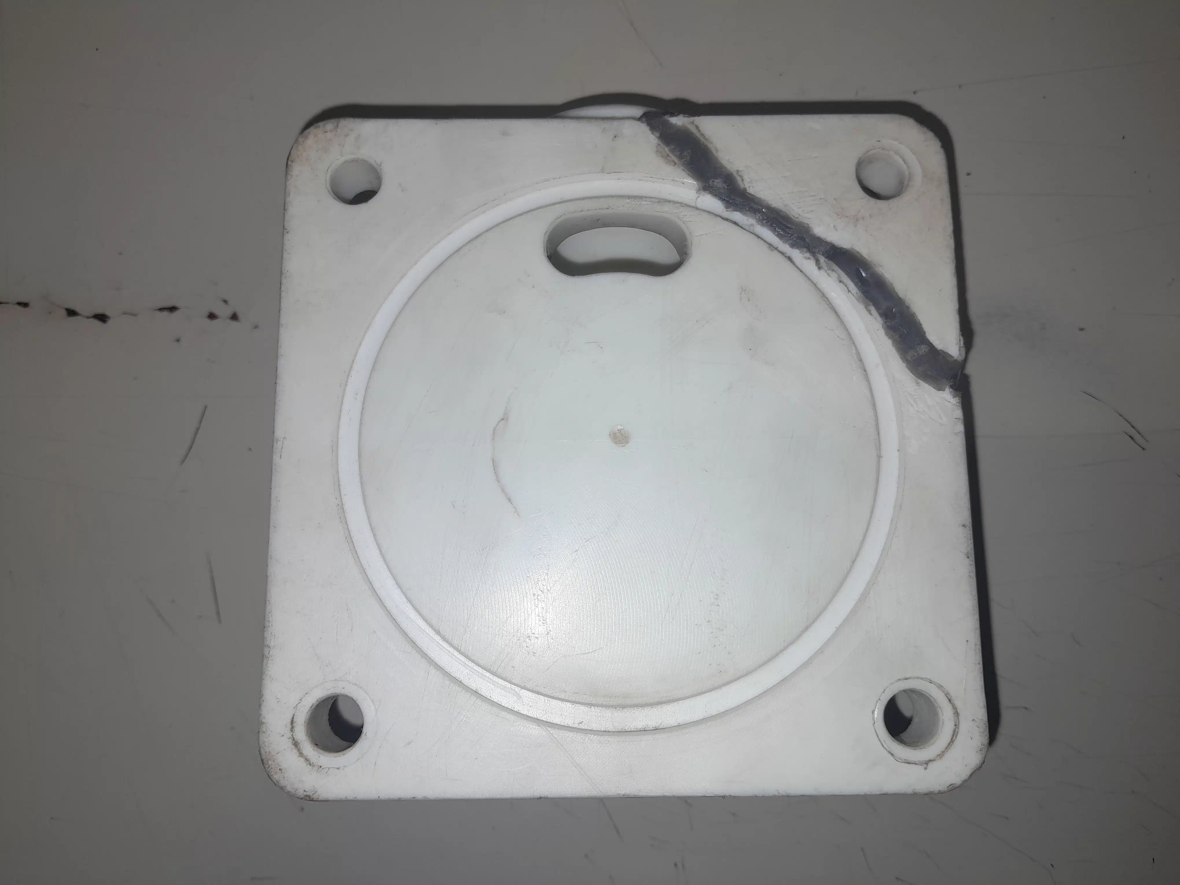 Charniere PP après 1 Pistolet-applicateur-soudage-bois